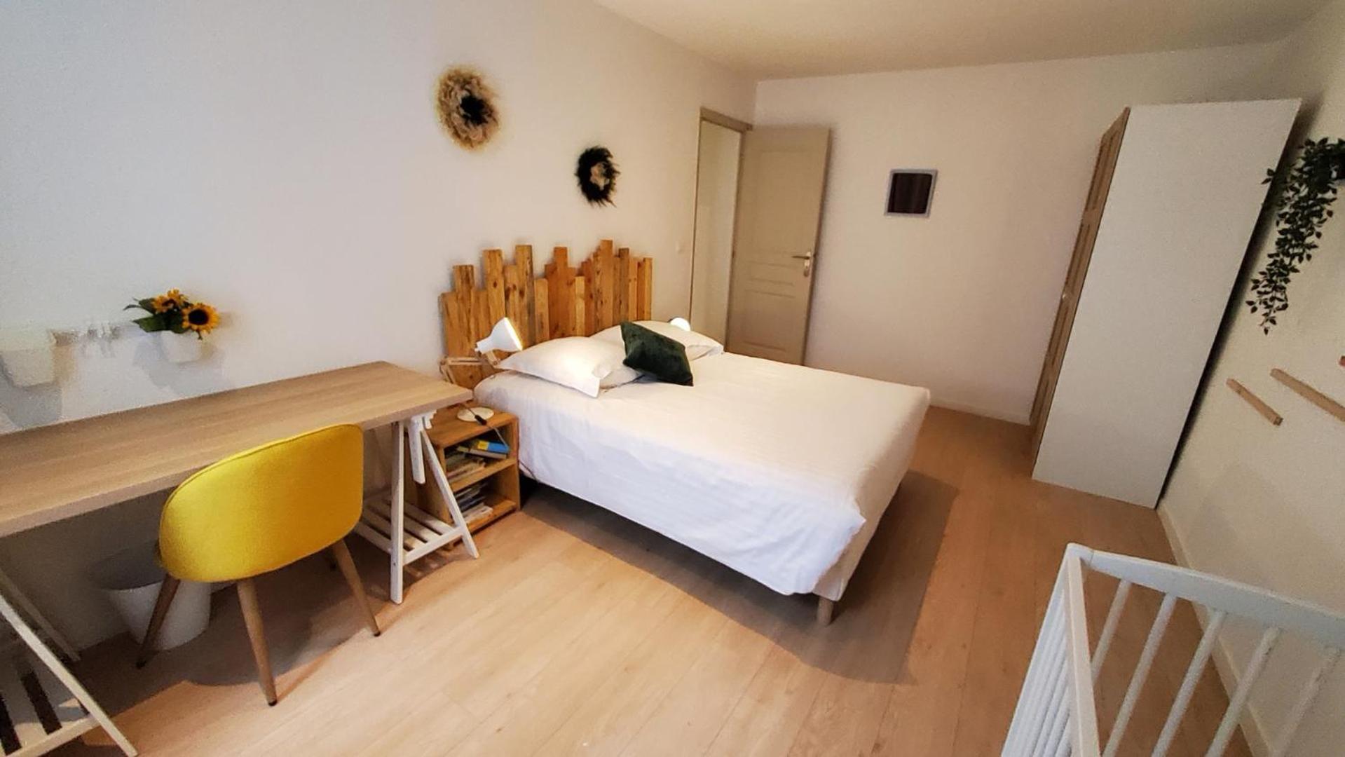 Appartement T3 Au Centre De Pau